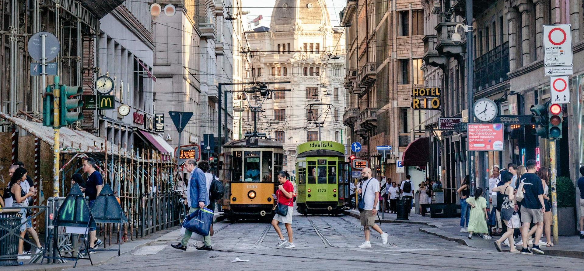 What Problems Do Immigrants Face in Italy?