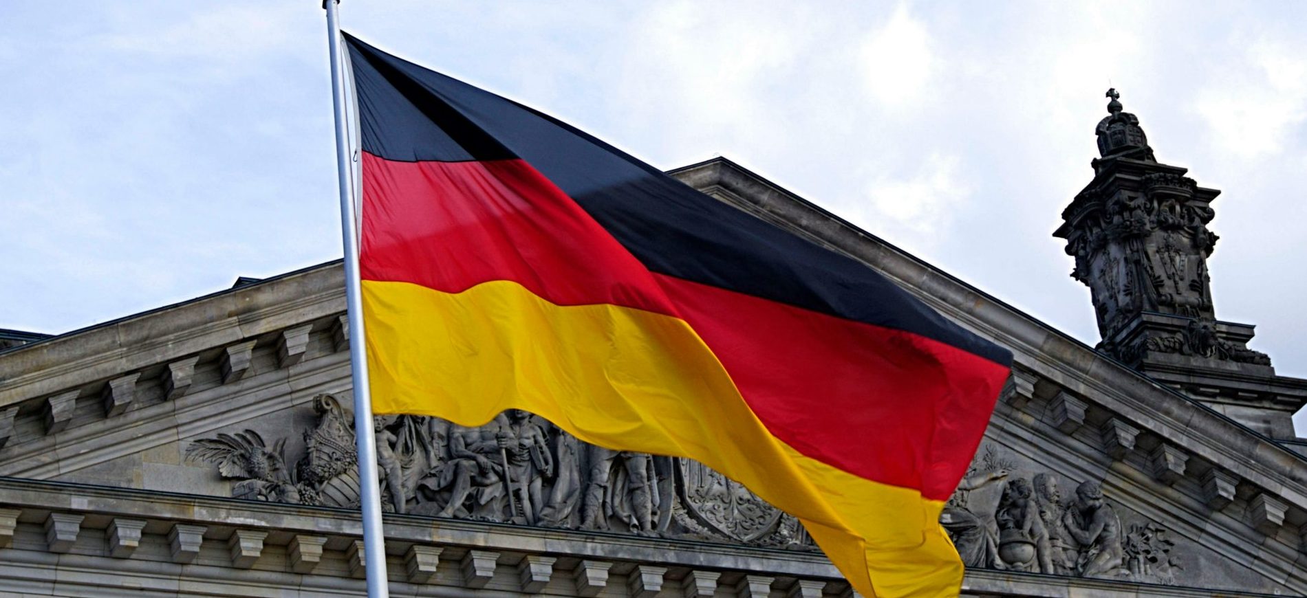 Relocation to Germany - Moving With VanOne